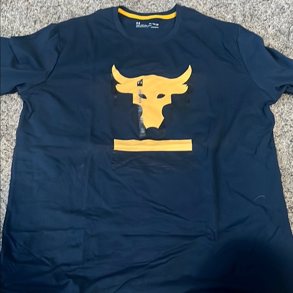Under Armour Blue and Yellow Short Sleeve Tee with Bull Graphic NWOT - Picture 1 of 4